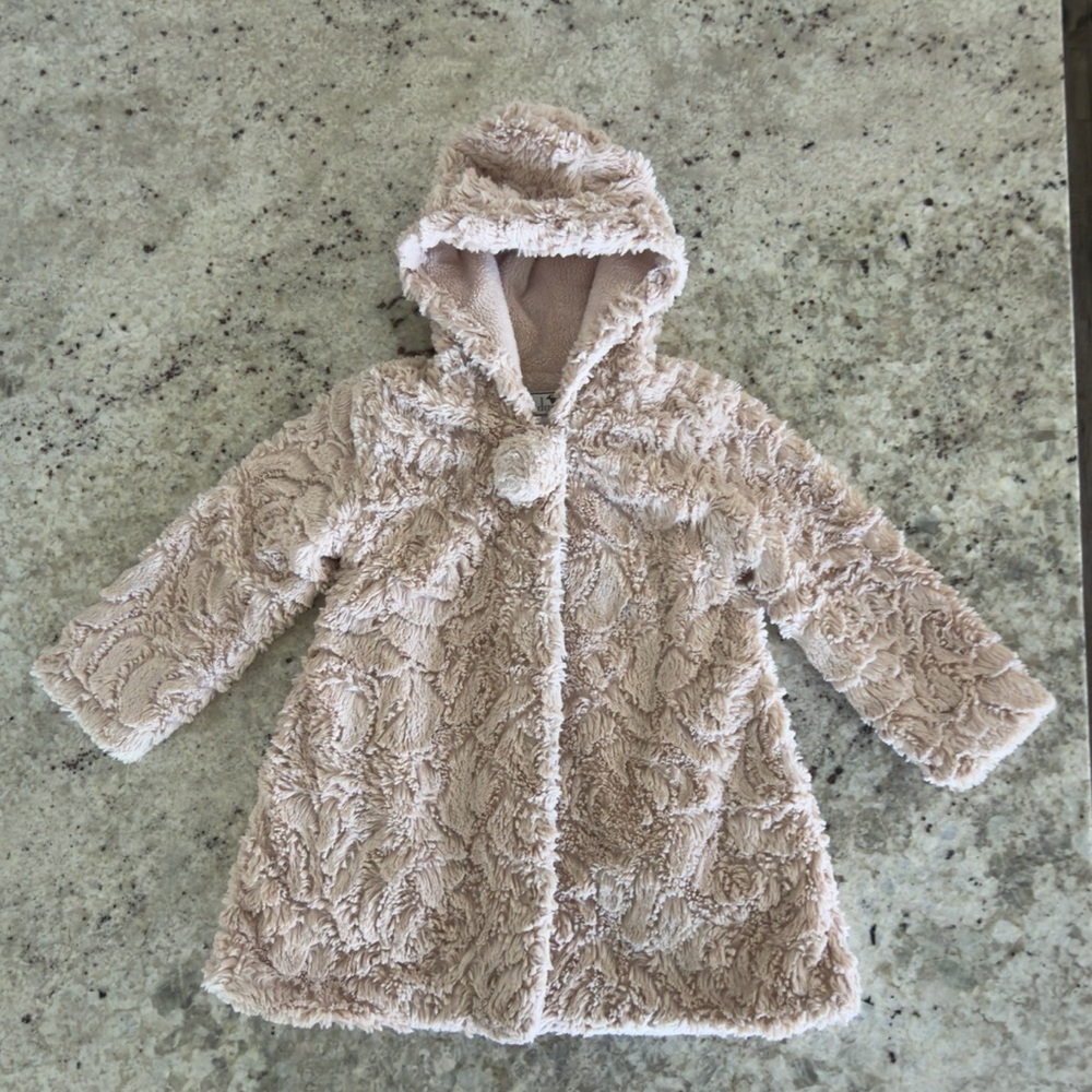 Widgeon Girls Faux‎ Fur Hooded Coat Size 5 Blush Pink